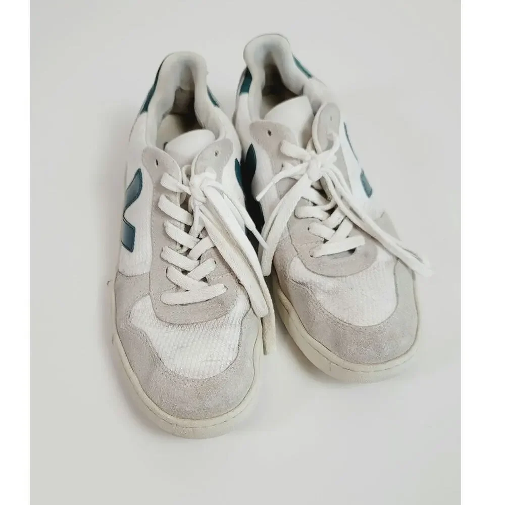VEJAS V-10 B-MESH WHITE BRITTANY  SNEAKERS IN HUNTER GREEN, sz 9